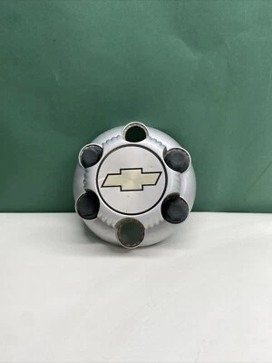 Chevrolet Silverado 1999-2006 tapa central plateada 1500 TAHOE 9596661 OEM Foto 1 de 4