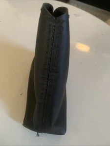 Gear Shift Gaiter Boot Cover For Ford Falcon FG FGX 08~18 XR6 XR6T FPV - Picture 1 of 6