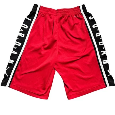 Pantalones Cortos de Baloncesto Jordan Dri Fit Rojo Negro Blanco Ropa Activa Niños Foto 1 de 4