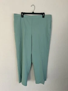 Alfred Dunner Women's Twill Mid-Rise Straight Leg Short Length Pant Size 18 Seaf - Picture 1 of 8