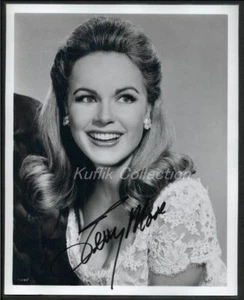 Terry Moore - signed Vintage Celebrity Autogramm Foto - Empire - Bild 1 von 1