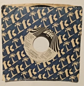 T- Connection - At Midnight - 1978 - #5048 - Dash White Label PROMO - 45rpm - Picture 1 of 5