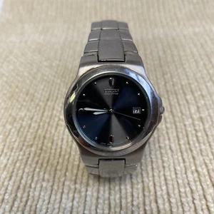 VINTAGE Citizen Eco Drive E111-K16750 Adult Watch - For Parts Or Repair - Picture 1 of 10