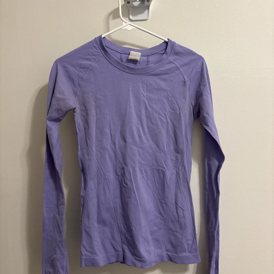 Top manga larga cuello redondo sin costuras Athleta Momentum Foto 1 de 3