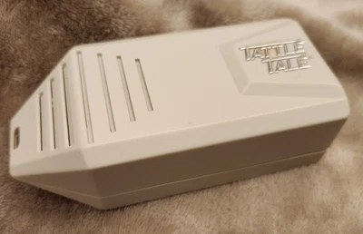 Alarma de vibración de entrenamiento sónico para mascotas Tattle Tale - ¡Mantén a los perros gatos fuera del sofá! Foto 1 de 4