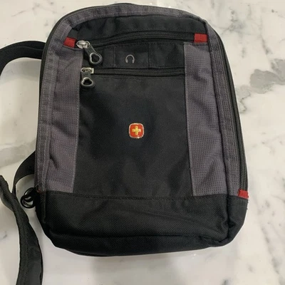 Bolso de Viaje Swiss Gear Bandolera Unisex Negro Gris 9 x 11" Foto 1 de 4