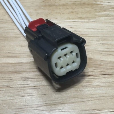 Main Headlight Connector for 2016-2023 Tesla Model X - Image 1 of 2