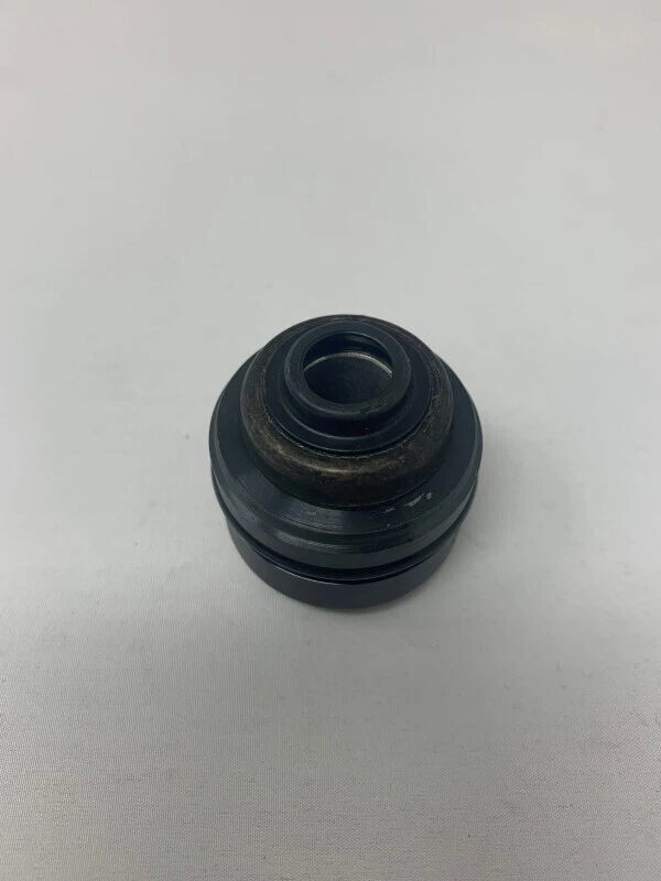 Cabezal de sellado de amortiguador trasero KYB para Kawasaki KX125/KX250 1999 120244600301 Foto 1 de 1