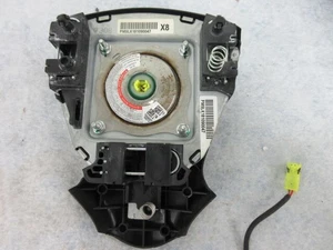 NISSAN VERSA MICRA 2016-2017-2018-2019 LEFT AIRBAG * METAL 1 PLUG Steering wheel - Picture 1 of 7