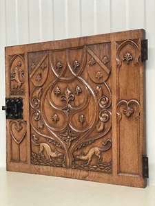 Exceptional Gothic Revival Door panel in oak with coat of arms & animals - Picture 1 of 24
