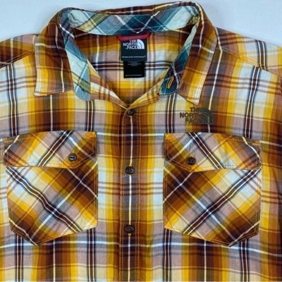 Camisa para hombre The North Face mediana a cuadros con botones solapa bolsillo senderismo al aire libre Foto 1 de 4