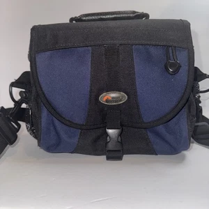 Lowepro Ridge 10 Arctic Blue/Black Digital Camera Pouch Shoulder Bag 9”x5”x7” - Picture 1 of 7