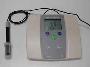 Mettler-Toledo FiveEasy FE20 Misuratore di pH con sonda per elettrodi - Foto 1 di 8
