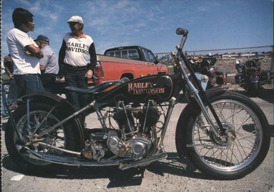 Harley-Davidson 1929 "Twin Cam" JD motocicleta Don Morley Magna libros postal Foto 1 de 2