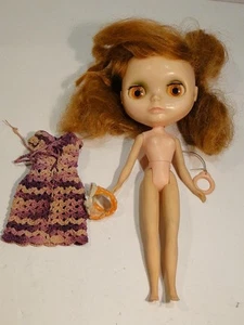 Bambola Kenner Blythe 1972 con occhi di capelli rossi funzionante - Foto 1 di 13