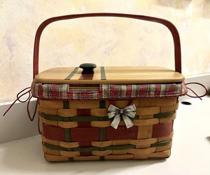 Longaberger "Wrap it Up" Christmas Collection 2008 Basket with Liner - Picture 1 of 13
