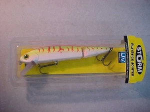NEW Storm Flatstick  JOINTED 16  PINK FIRE  Crankbait Musky Lure 6 1/4" - Picture 1 of 6