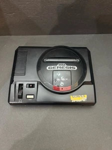 Sega Genesis 1 System Model 1601 - solo console 16 bit TESTATA - Foto 1 di 13