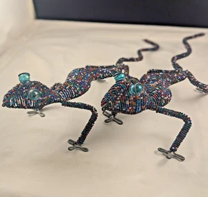 Lot of 2 Large Lizard Beaded Wire Sculpture Handcrafted Curled Tails Folk Art - Imagen 1 de 16