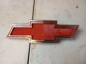 1967-68 Chevy Hood Emblem Truck or Suburban OEM - Bild 1 von 5