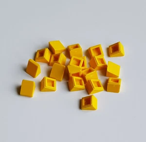 20 mattoncini Lego® nuovi 1x1x2/3 giallo 30 gradi 54200 4283095 4504381 nuovi - Foto 1 di 3