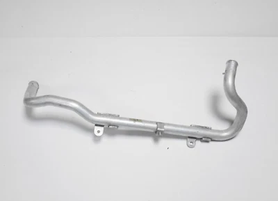 Tubo de conexión de tubo de refrigerante Audi A4 RS4 8E A6 4F Q7 4,2 L V8 079121065BB Foto 1 de 3