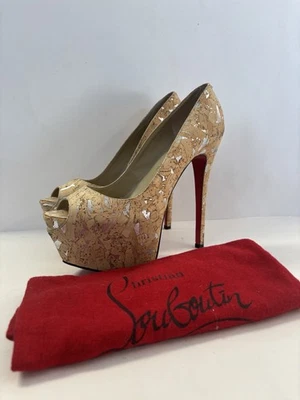 Туфли на платформе Christian Louboutin пробковый носок размер 39, 6 дюймов каблук - Изображение 1 из 4
