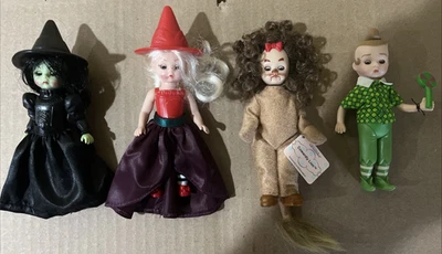 Juguetes McDonald’s Madame Alexander Mago de Oz Bruja Malvada, Bruja León Este Loll Foto 1 de 4