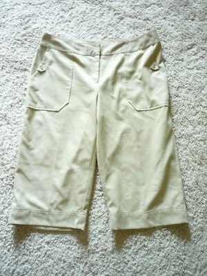IZOD  Ladies SZ 8 -POLYESTER   GOLF Shorts -BEIGE- POCKETS - Image 1 of 2