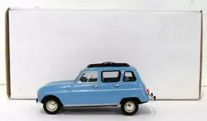 Matchbox 1/43 Scale Metal Model VEM07-M - 1962 Renault 4L - Blue - Picture 1 of 4