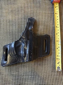 Holster AKER 132 B92F Thumb Break Leather Belt Holster Black - Picture 1 of 14