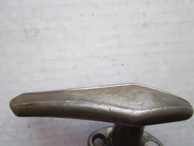 Manija de puerta Ford modelo A Foto 1 de 4