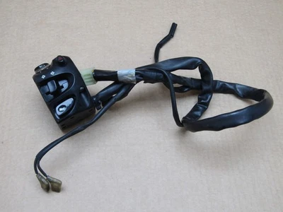 Interruptor manillar izquierdo Yamaha FZ8 2013 21.785 millas (15090) Foto 1 de 4