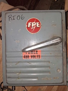 FPE Sezionatore 200 Amp 600 Volt 3 Poli Tipo A Cat# 5236 Non Fuso - Foto 1 di 3