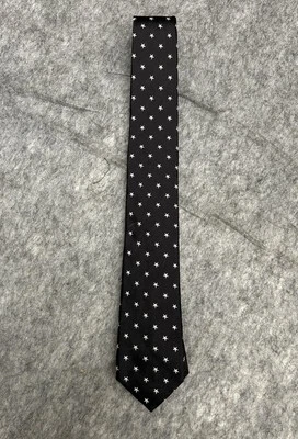 "Corbata de cuello Paul Smith hecha en Italia negra con estrellas blancas 58 pulgadas de largo 2 1/4"" de ancho" Foto 1 de 3
