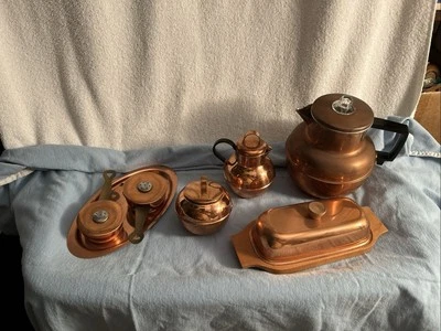 Crema de aluminio/metal tono cobre vintage, sal de azúcar, pimienta, mantequilla percoladora Foto 1 de 4