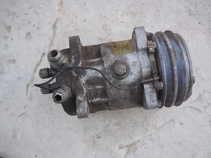 Porsche 911 A/C Compressor - Picture 1 of 1