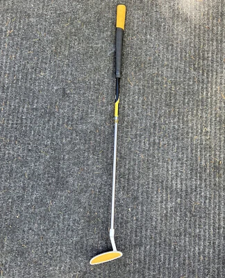 Walter Hagen Jr Series III 3 Junior Putter Boys Girls About 32” overall length - Image 1 of 4