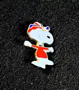 SNOOPY Dancing Spinning Skiing Ski Pin Badge Resort Souvenir Travel PEANUTS - Picture 1 of 3