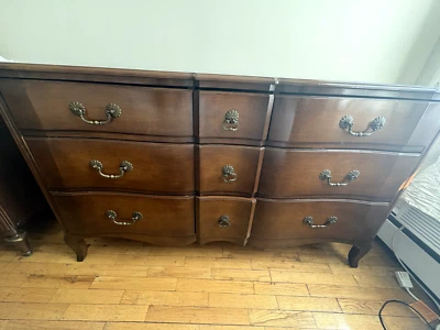 Cómoda Vanleigh vintage, excelente estado Foto 1 de 4