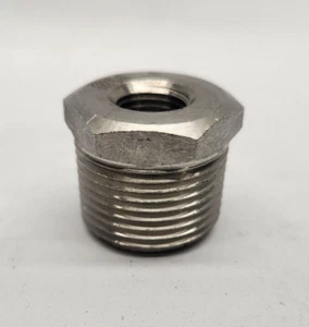 Merit brass 3/4" X 1/4" 1000# 316 SS BS HEX BUSHING NPT ASTM A182 - Picture 1 of 3