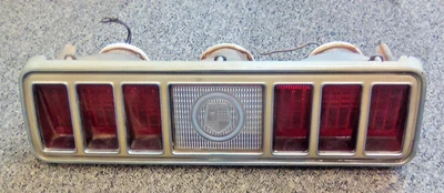 1975-77 DODGE ROYAL MONACO BROUGHAM OEM RIGHT TAIL LIGHT LOC-170DG - Image 1 of 4