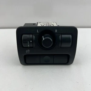 Subaru Liberty Outback Dimmer Mirror Adjustment Control Gen 4 09/2003-08/2009 - Picture 1 of 10