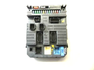 Unidad de control peugeot citroen caja de fusibles central eléctrica BSI 2004 P08-00 - Imagen 1 de 3