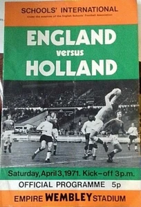THE FOOTBALL SCHOOLS INTERNATIONAL ENGLAND V HOLLAND AT WEMBLEY,PROG 3/04/1971 - Picture 1 of 7