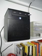 HP Proliant N54L, Microserver G7, 6 GB RAM, mit 2 Festplatten und DVD-Laufwerk