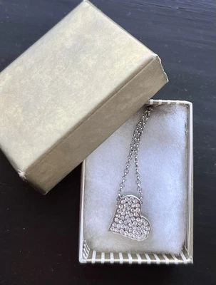 Collar Corazón Cristal Corte Lia Sophia "Susanne Marie" Tono Plata con Cristal 16-19" + Caja Foto 1 de 4