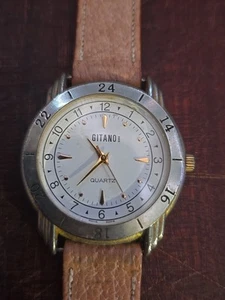 Reloj de pulsera Weird Gitano - Cuero de cerdo mal escrito - Sin probar - Necesita batería - Imagen 1 de 8