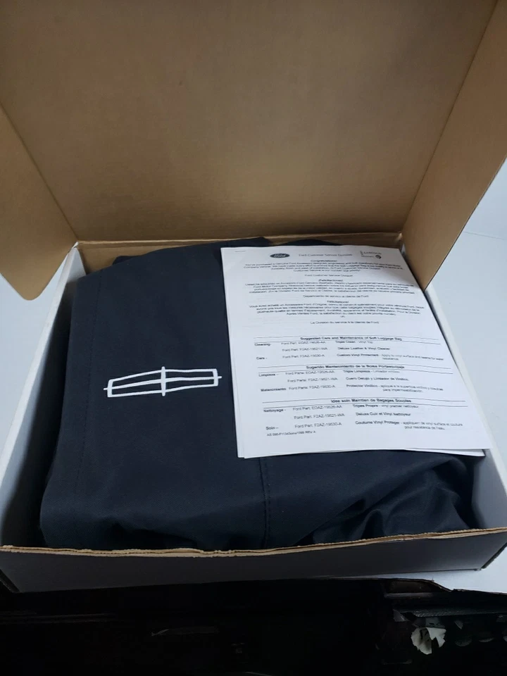 NEW - OEM Lincoln Ford YL2Z-19B507-AA UNIVERSAL Roof Cargo Carrier Luggage Bag - Image 1 of 4