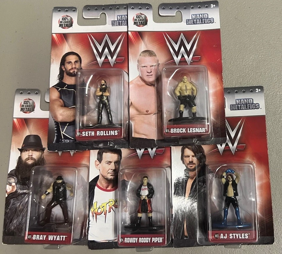 The Macho Man Randy Savage Nano Metalfigs Small MOC WWF WWE Action Figure